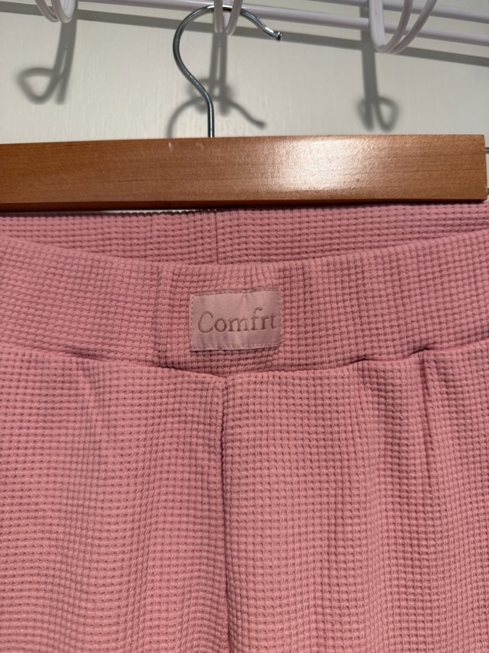 Comfortable Women's Pink Waffle Lounge Set - Picture 3 of 12